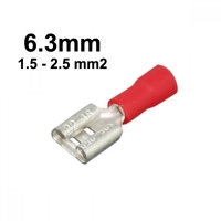 Изолирана кабелна обувка червена 6.3мм женска